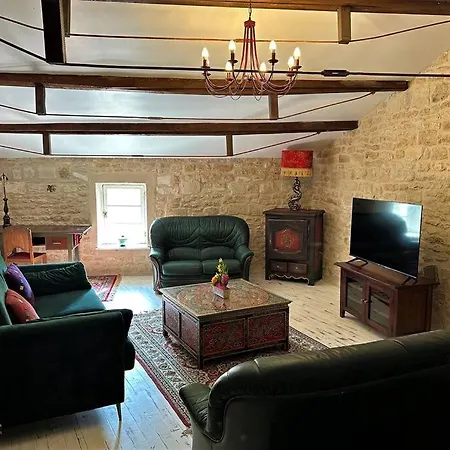 Happiness Sur Charente