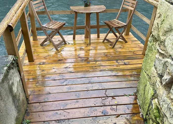 Happiness Sur Charente